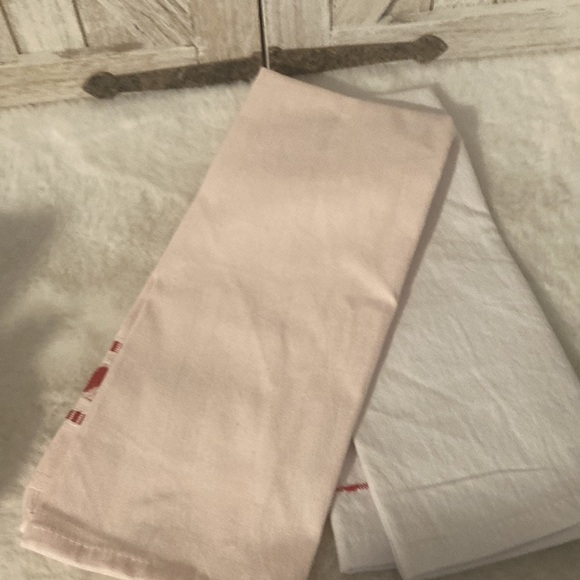 Target BP 2023 Valentine’s Day Dish Towels - Picture 4 of 6